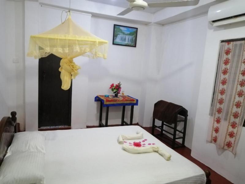 Цены на Diluna Guest House Hikkaduwa в Хиккадува