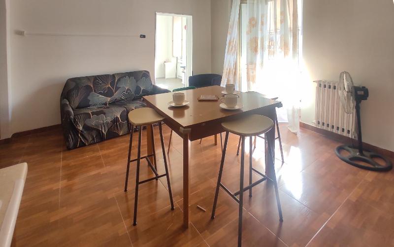 Tra i giardini sulla scalinata di San Gennaro rooms — комфортный отель в Неаполе