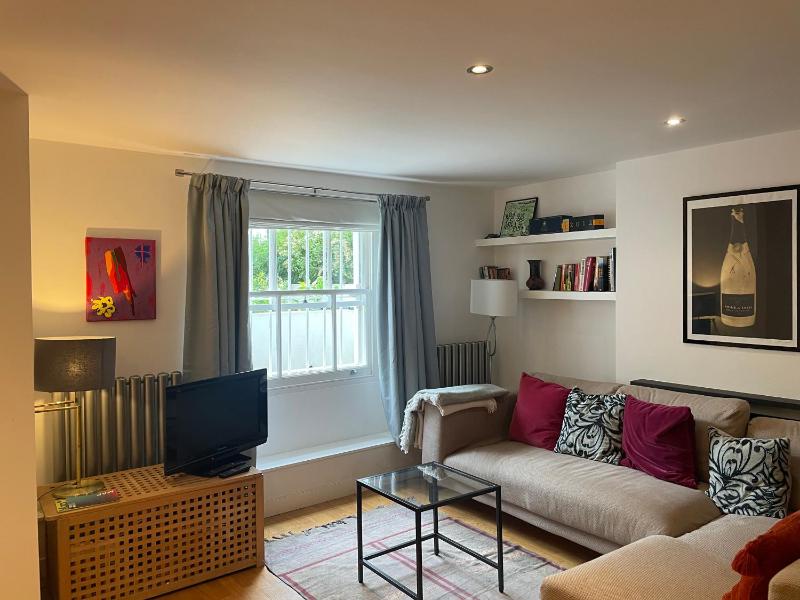 Sutherland Place — забронировать отель в Лондоне