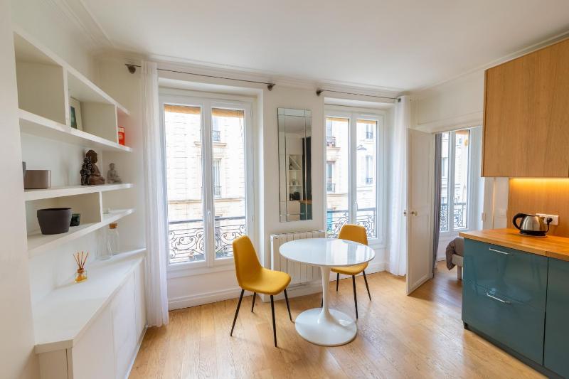 APPARTEMENT d'architecte @ Paris Pere Lachaise — комфортный отель в Париже