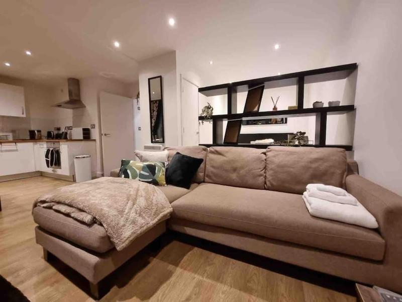 Charming studio in Bricklane — отель с удобствами в Лондоне