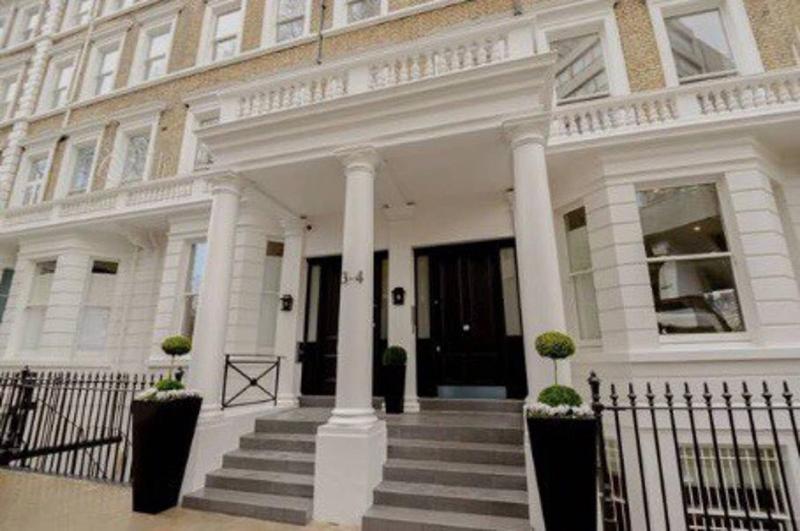 2 Bed Penthouse Serviced Apt South Kensington — отель с удобствами в Лондоне