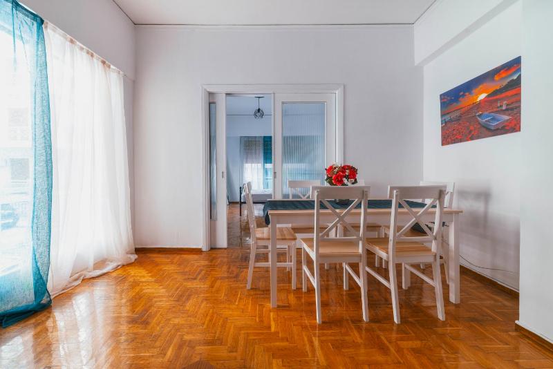 Urban Escape next to Acropolis and Athens city center — отель в Афины, Греция