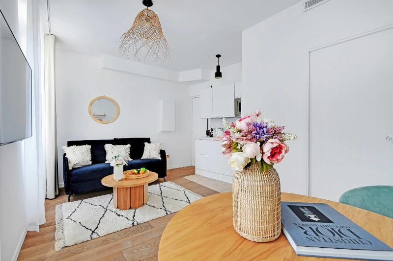Charmant studio pour 2 personnes - Montmartre — комфортный отель в Париже