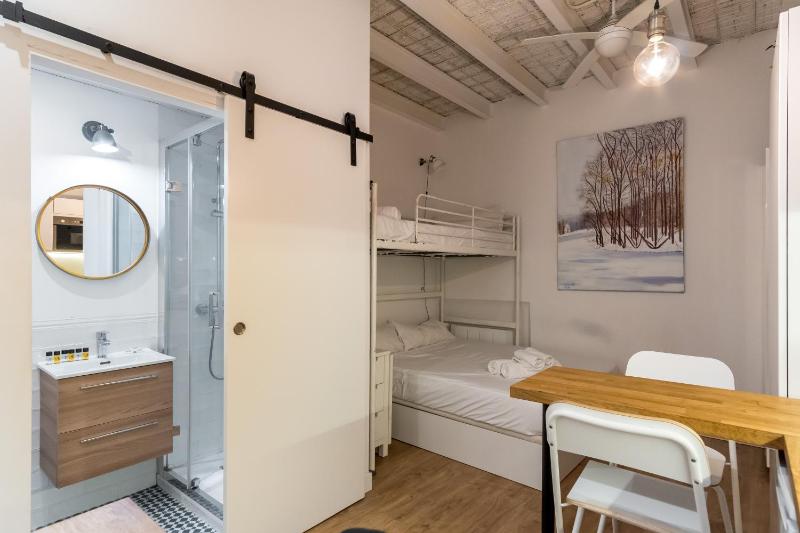 Cozy studio - 1Bathroom - Chamberi — отель в Мадриде, Испания
