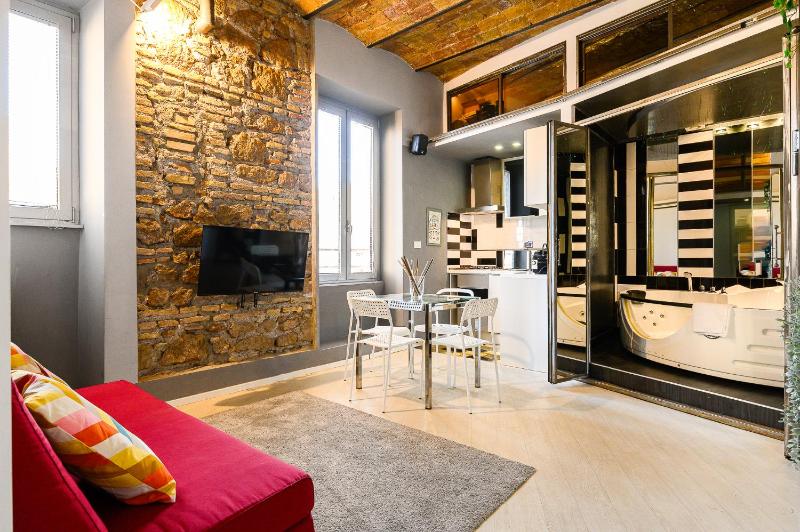 Stylish with Jacuzzi by NDP rent — отель в Риме, Италия