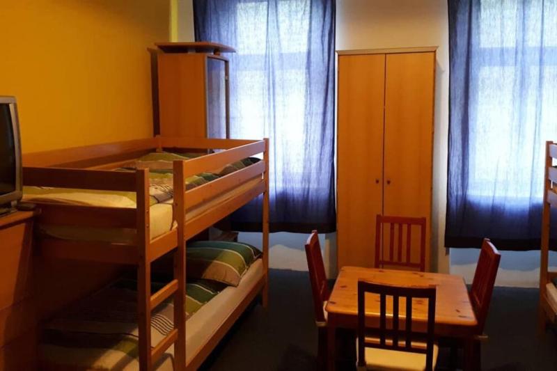 Simple Apartment 10 minutes to downtown — отель в вене, Австрия