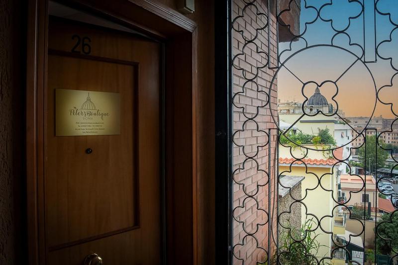 St Peter's Boutique Roma — отель с удобствами в Риме