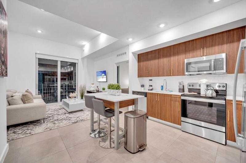 Modern Unit in the Heart of Downtown Miami With Free Parking — отель с удобствами в Майами