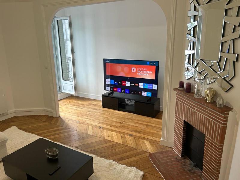 Цены на Appartement luxe Tour Eiffel в Париже