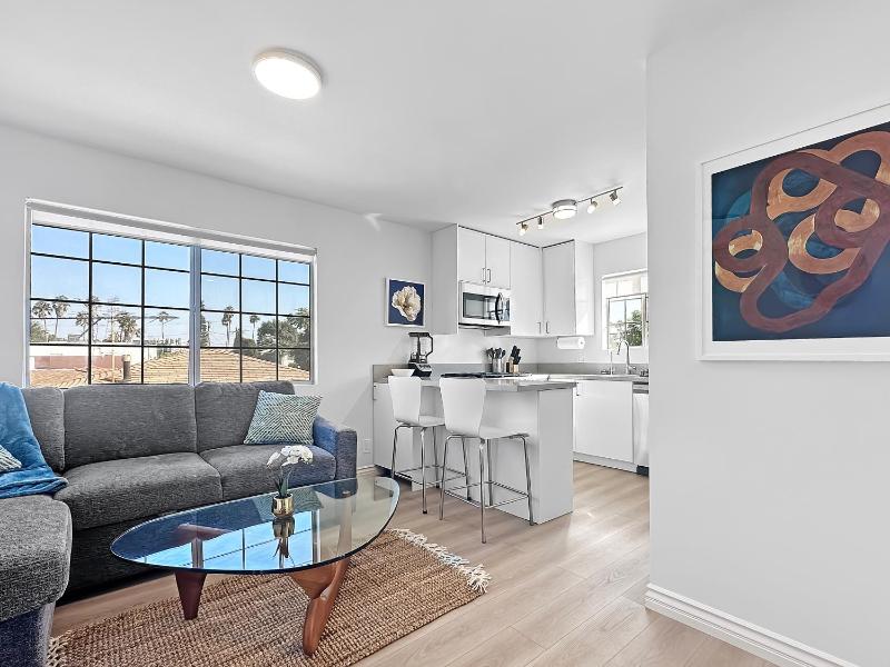 Discount For 30 Days Plus Stay In Culver City — отель с удобствами в Лос-Анджелесе