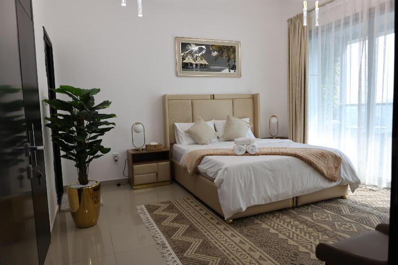 Stylish One Bedroom Apartment — забронировать отель в Дубае