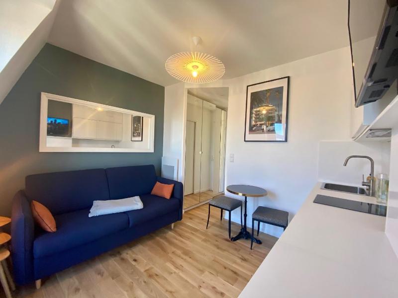 STUDIO PARIS VUE IMPRENABLE — забронировать отель в Париже