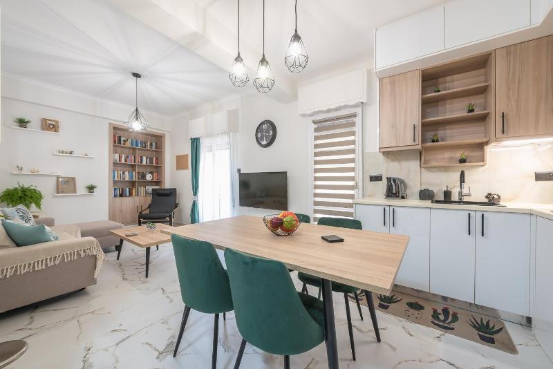 Harmony Haven — отель с удобным расположением в Афины