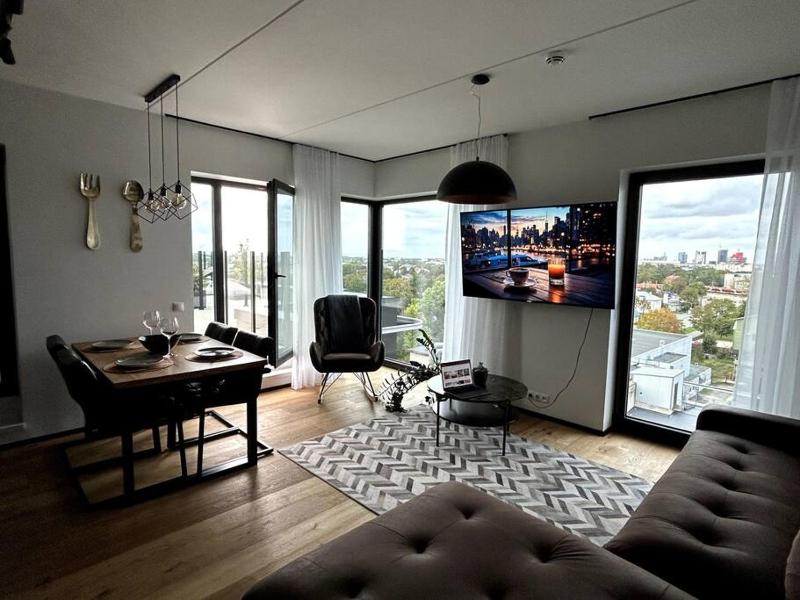 High-Rise Amazing Luxury Apartment With Terrace&City View, Free PARKING — отель с удобным расположением в таллине