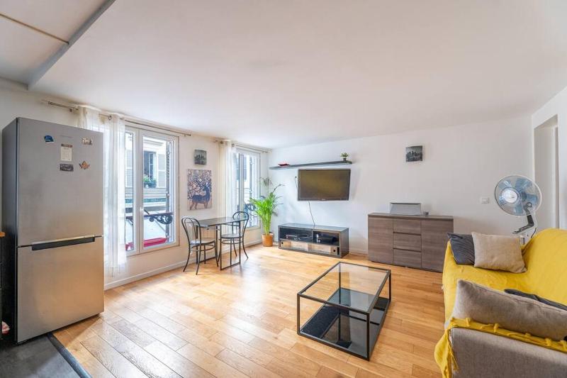 2 pieces proche Canal St-Martin / Coeur de Paris — забронировать отель в Париже