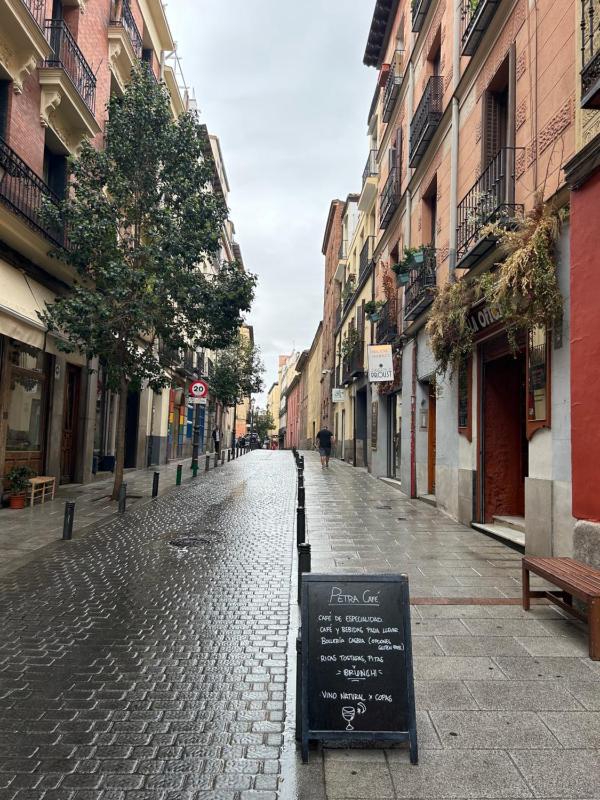 Calle Pelayo - Apart 3 PAX Chueca — комфортный отель в Мадриде
