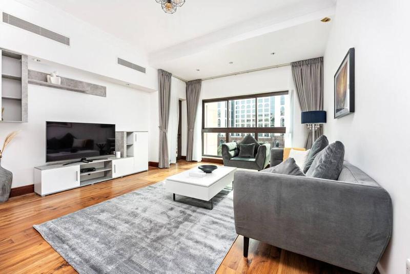 Цены на StoneTree - 1BR apartment with Beach Access Fairmont in Palm Jumeirah в Дубае