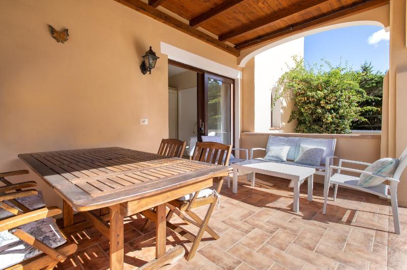 Villa Rossana a Stintino - Moderna villa con piscina