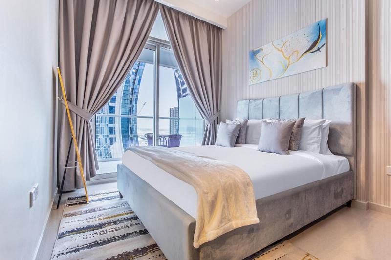 New 1 bedroom with Canal View - Close to Downtown — комфортный отель в Дубае