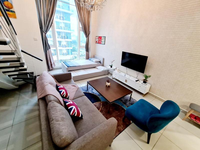 Classic 7 Guest Scott Garden Duplex 1 Room Old Klang Road, Taman Desa, Kuchai Lama, Bangsar South, Pearl Point, Mid Valley, Kuala Lumpur — отель с удобным расположением в Куала-Лумпуре