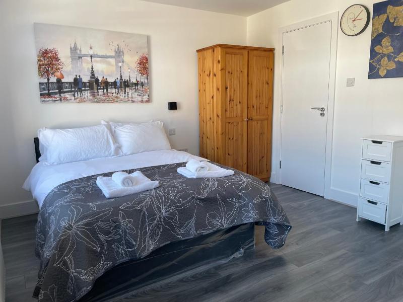 Amazing Studio Room 4 - East Ham/East London — отель с удобствами в Лондоне