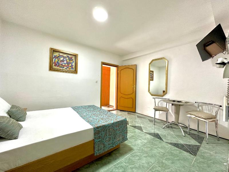 Apartmani NIT 3 — отель в Будва, Черногория