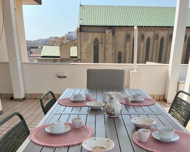 Terrazza panorama centro storico — отель в Неаполе, Италия
