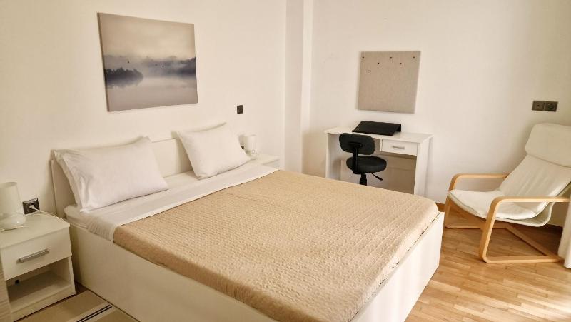 Apartment in the heart of Athens — отель с удобствами в Афины