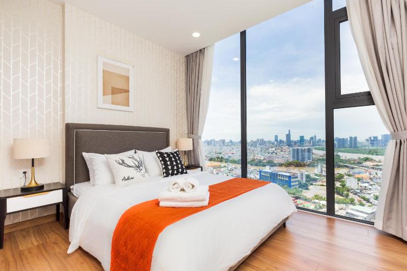 Eco Green SaiGon Apt - Amazing view - Free Pool & Gym — отзывы гостей и цены