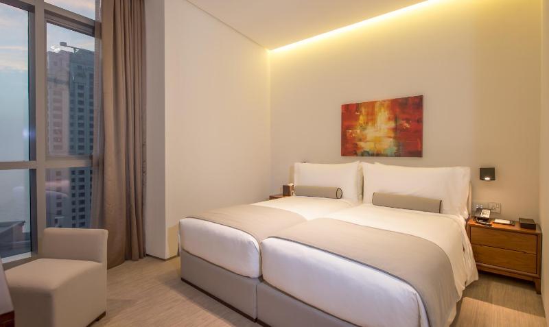 Beautiful 1BD with Dubai marina SHZ and JLT View — отель в Дубае, Объединенные Арабские Эмираты