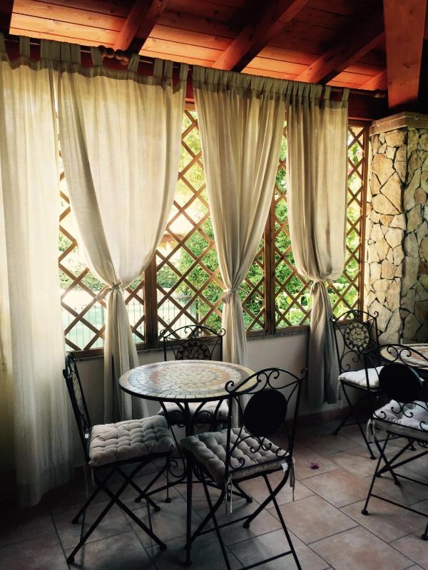 La Ginestra Chia - Affascinante B&B con giardino a Domus