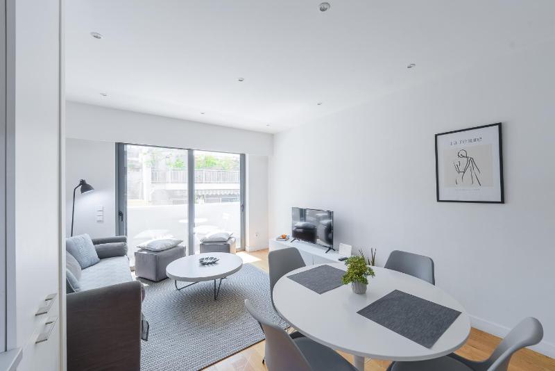 Trikoupi Residence 4th Floor — отель с удобствами в Афины