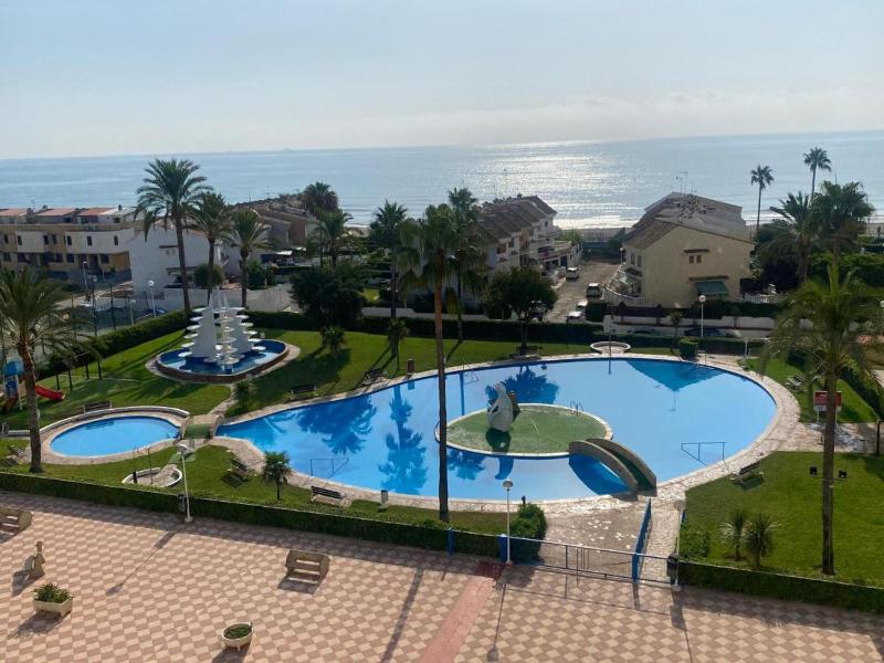Apartamento con increibles vistas al Mediterraneo — отель с удобствами в Валенсии