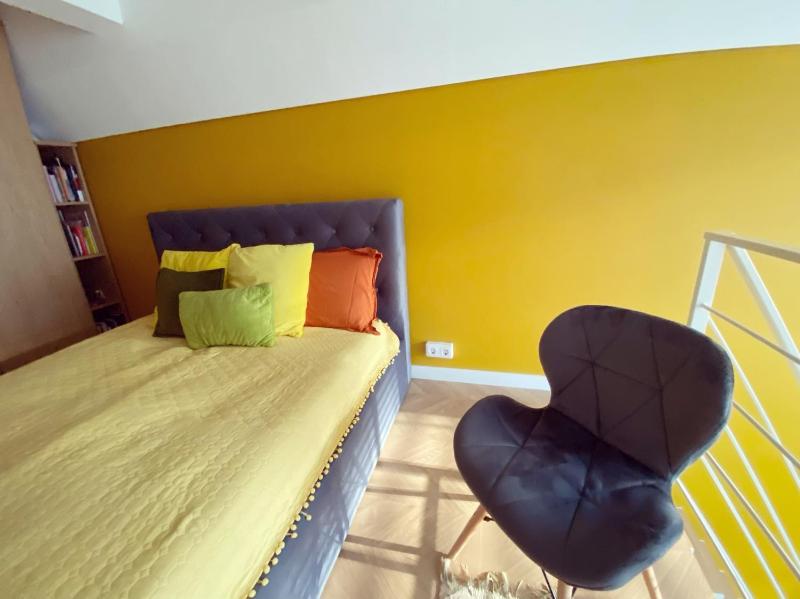 Yellow Loft — забронировать отель в Вильнюсе