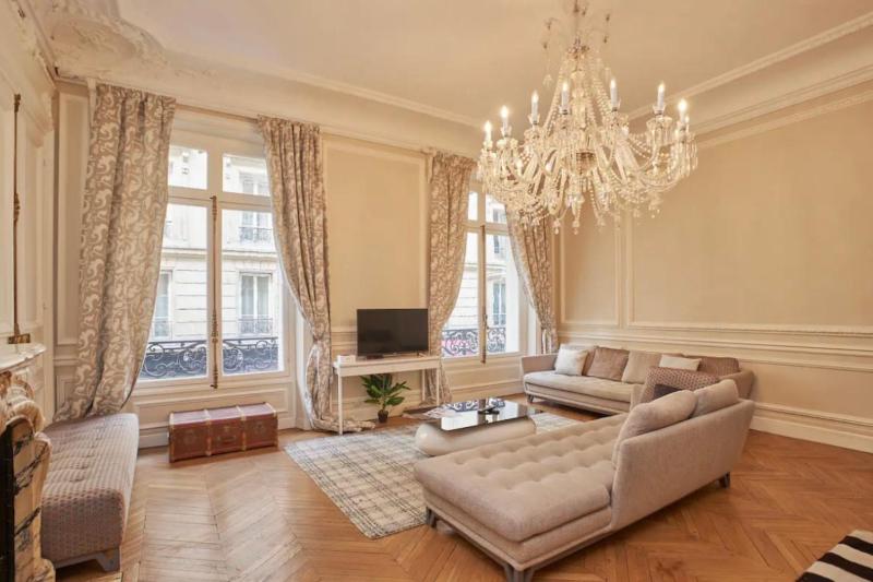 Glamorous Apartment, excellent location — отель в Париже, Франция