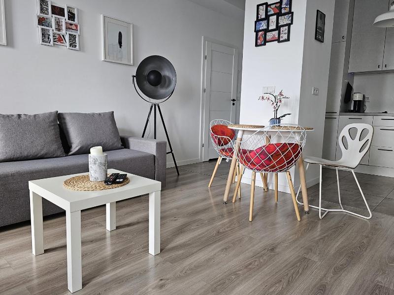 Studio Pieskowa Skala — забронировать отель в Варшаве
