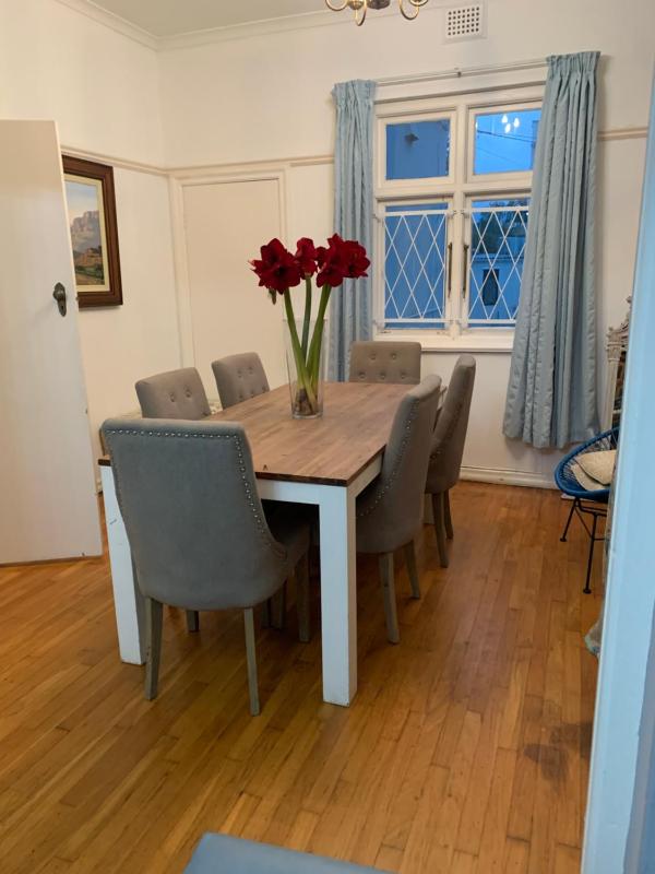 2 bedroom self catering apartment Upper Claremont 31 Grove Avenue Claremont — отзывы гостей и цены