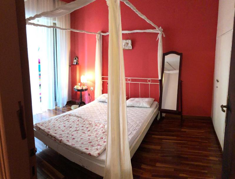 Experience a fairytale flat in Athens — отзывы гостей и цены