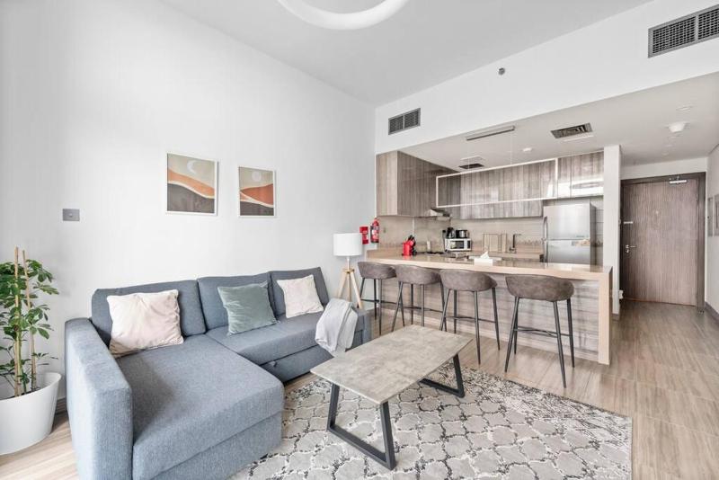 StoneTree - Stylish 1BR Apartment in MBL Residence — отель в Дубае, Объединенные Арабские Эмираты