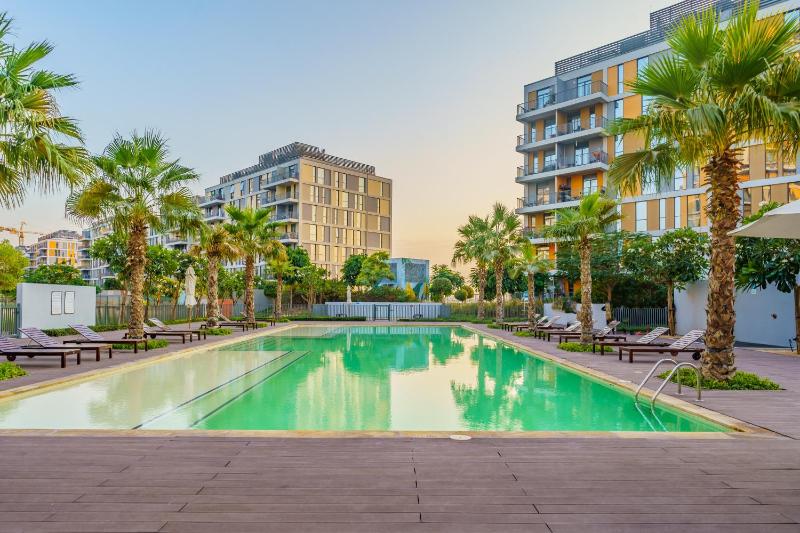 Dar Alsalam - Stunning Apartment in Afnan 2 With Balcony — забронировать отель в Дубае