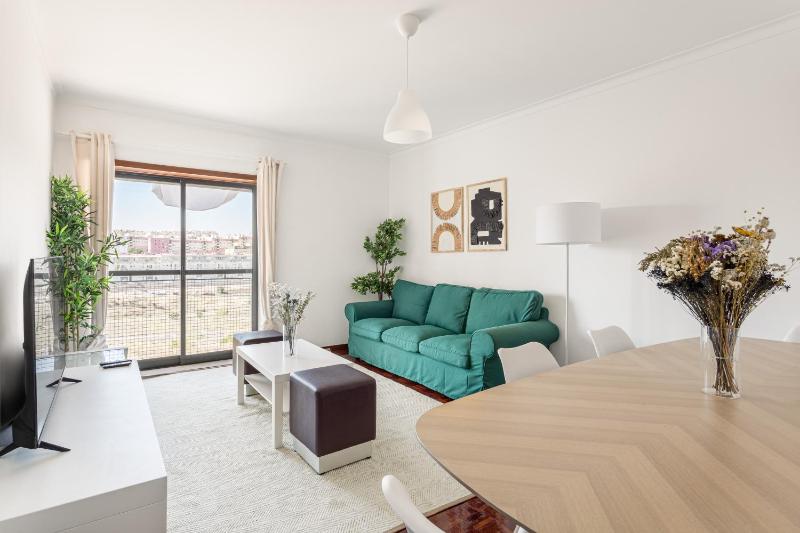 JOIVY Fantastic flat in Marvila — комфортный отель в Лиссабоне