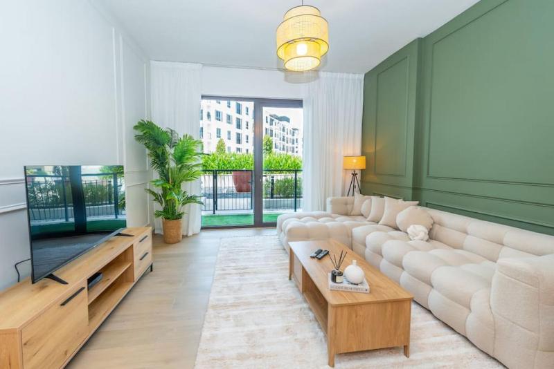 Цены на Azure Escape !Joyful 1 Bed Apartment close to the Sea! в Дубае