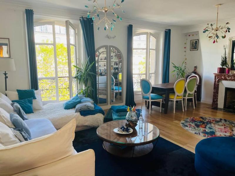 Appartement d'artiste — отель с удобствами в Париже