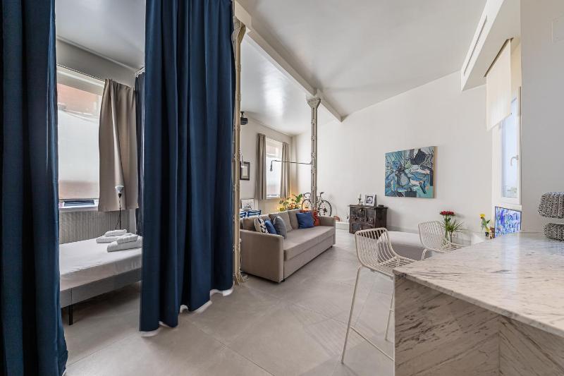 BNBHolder Blue Loft Center — комфортный отель в Мадриде