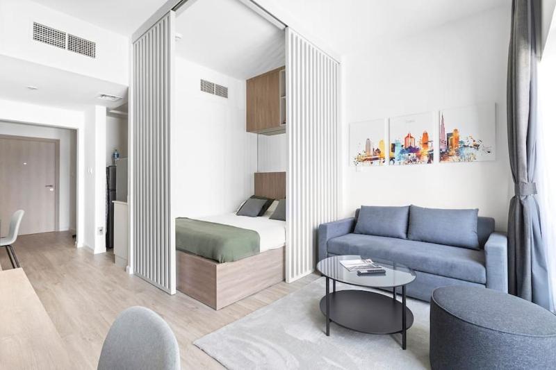 Exclusive Studio by Burj Khalifa and Dubai Mall, High Floor — комфортный отель в Дубае