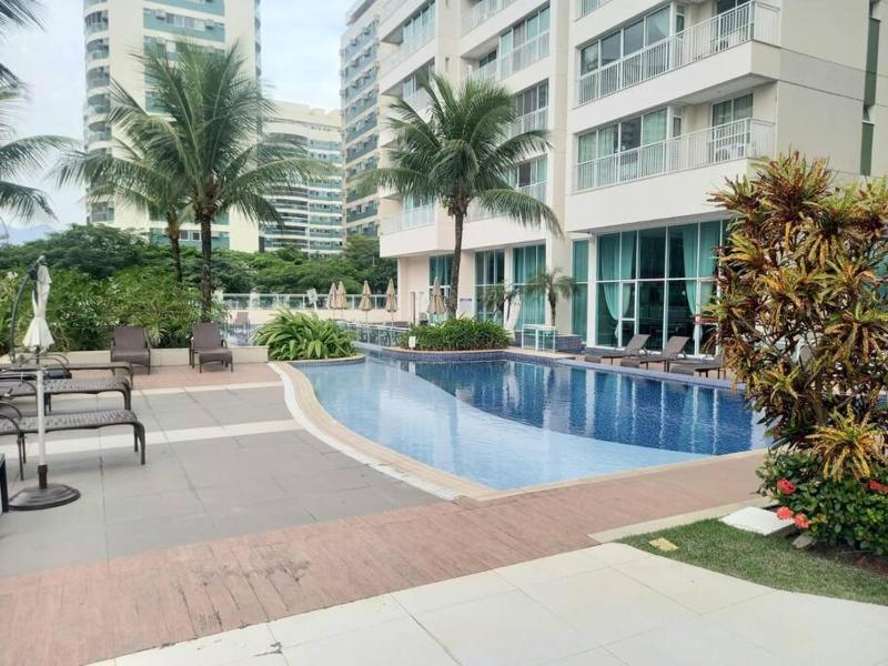 Lindo Flat na Barra da Tijuca proximo a shopping e praias — отель с удобствами в Рио