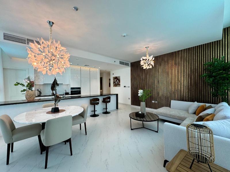 Manzil - 2Br Apt nr Downtown w Lagoon & Burj View — отель с удобствами в Дубае