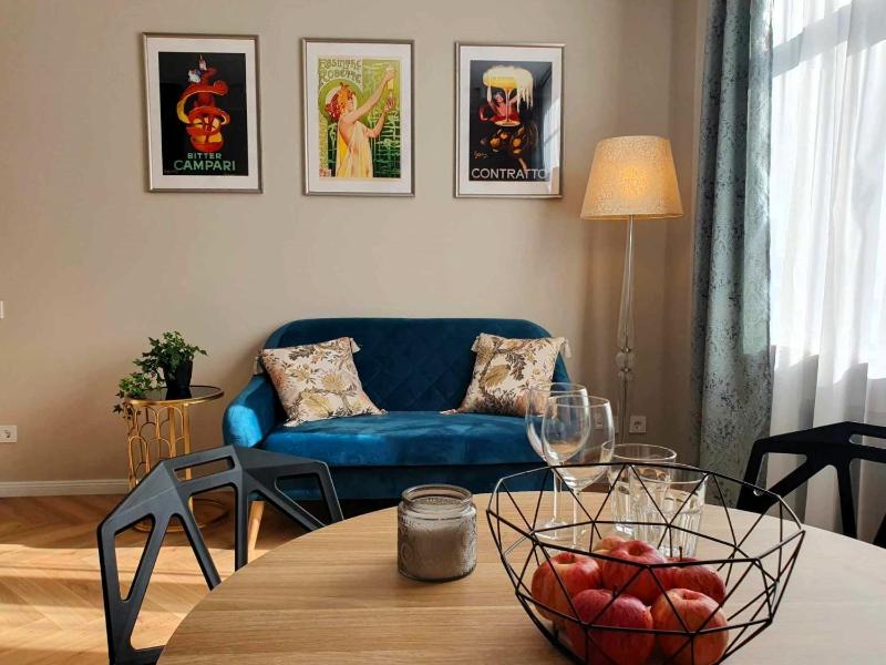 Stylish central apartment in Art Nouveau building — забронировать отель в риге