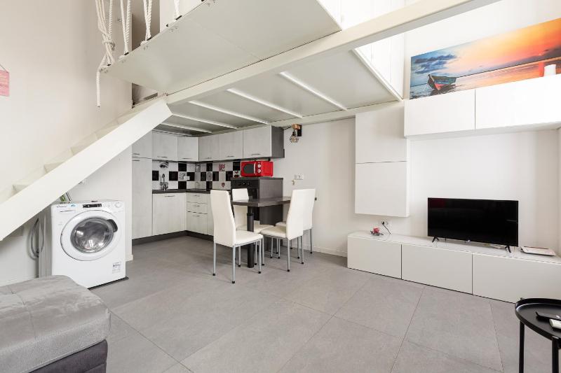 Cosy and Quiet Apartment in Milano — комфортный отель в Милане